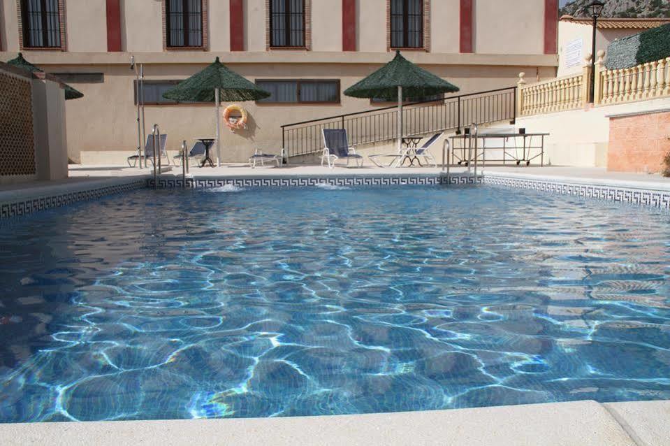 Hotel Sierra De Ubrique Exterior photo