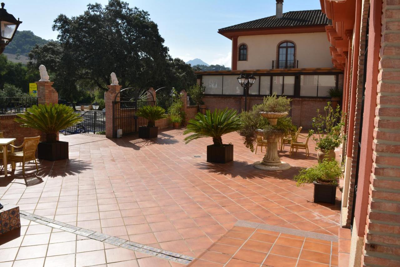 Hotel Sierra De Ubrique Exterior photo