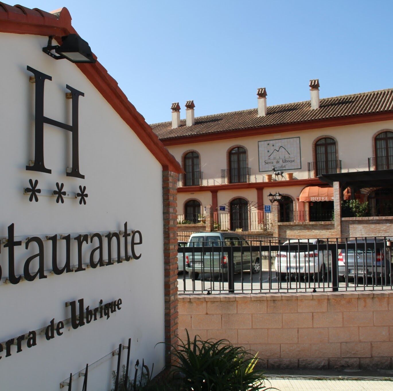 Hotel Sierra De Ubrique Exterior photo